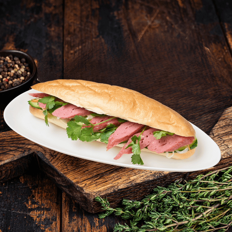 Bánh Mì Nem Nướng